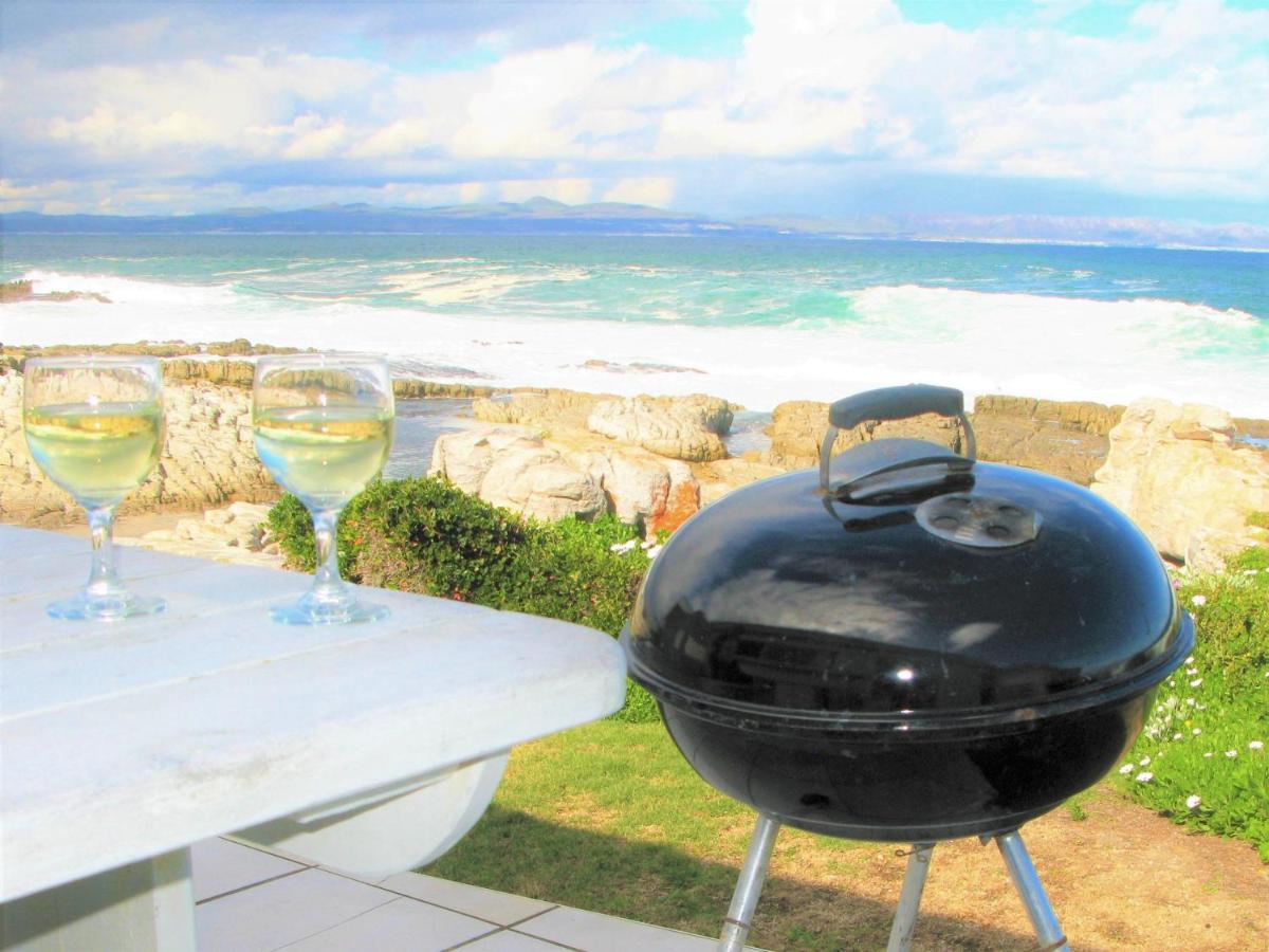 הוילה Beachfront House - Hermanus Whale View מראה חיצוני תמונה
