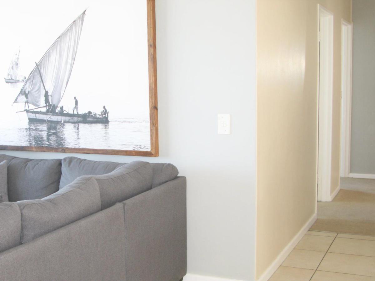 הוילה Beachfront House - Hermanus Whale View מראה חיצוני תמונה