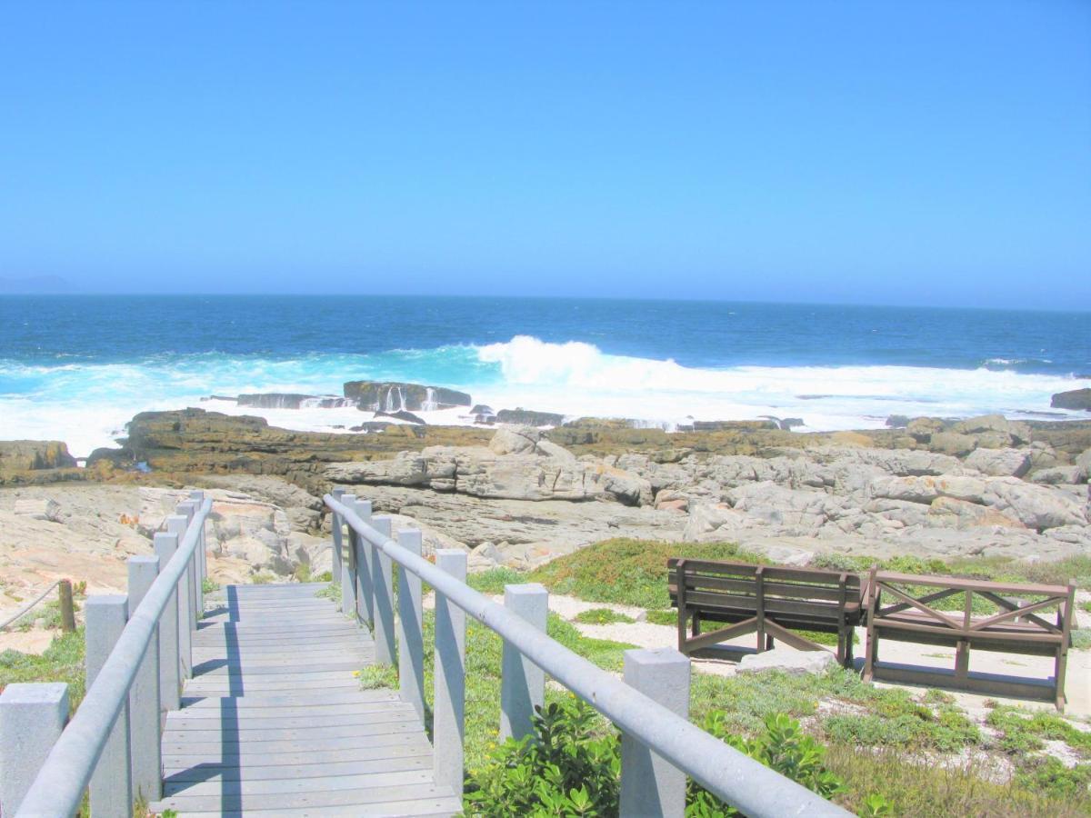 הוילה Beachfront House - Hermanus Whale View מראה חיצוני תמונה